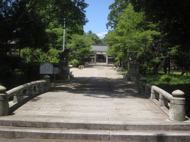 津山市の作楽神社